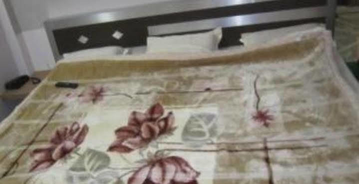Shree Guru Kripa Atithi Bhavan Hotel Mathura Bagian luar foto
